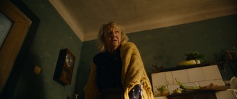 Špela Rozin v filmu Osvoboditev libida (2020).