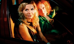 Lucija Šerbedžija v filmu L ... kot ljubezen (2007).