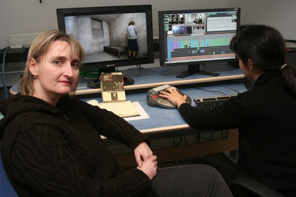 Maja Weiss na snemanju filma Skriti spomin Angele Vode (2009).
