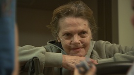 Kader iz filma Hiša odprtih rok (2014)