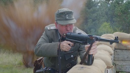 Kader iz filma Predam se (2021)