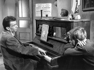 Frane Milčinski v filmu Dobri stari pianino (1959).