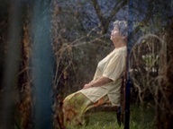 Jaroslava Pokorná v filmu Babi (2025).