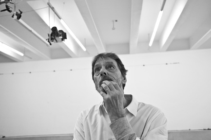 Frank Uwe Laysiepen na snemanju filma Projekt: rak (2013).