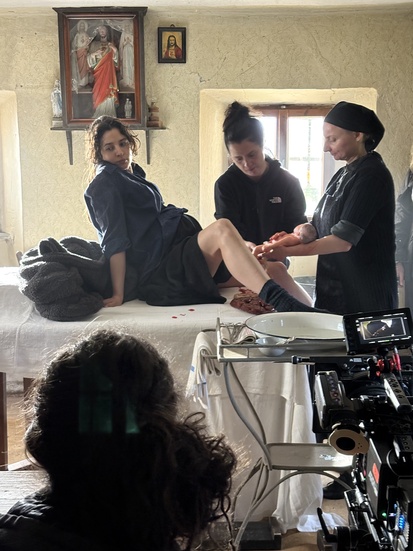 Sanja Grcić, Saša Pavlin Stošić on the set of Pošast za železno zaveso (s.d.).