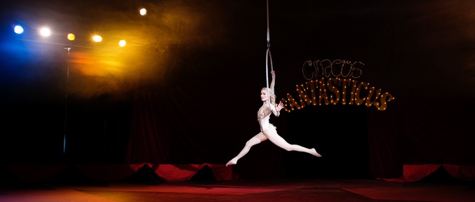 Paulina Räsänen in Circus Fantasticus (2010).