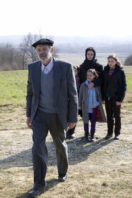 Mustafa Nadarević, Olga Pakalović on the set of Halimin put (2012).