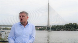 Viktor Markelj v filmu Mostovi na slikah neba (2023).