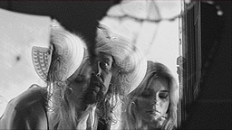 Hannah Koselj Marušič, Miha Možina v filmu Vel Vet Vel_festivalski film (2024).