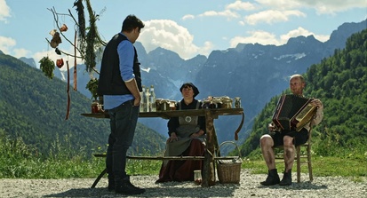 Klemen Nadler, Damjana Černe v filmu Idila (2015).