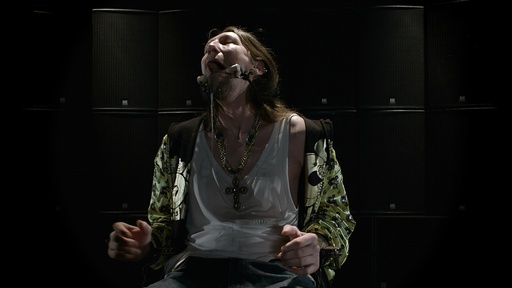 Matej Ahlin v filmu Sekvenca smrti (2013).