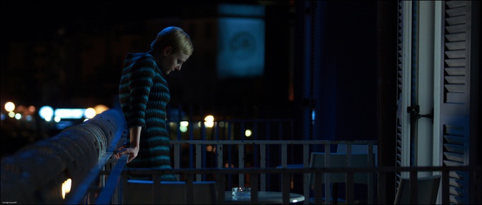 Polona Juh v filmu Lahko noč, gospodična (2011).