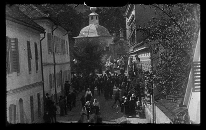 Kader iz filma Odhod od maše v Ljutomeru (1905)