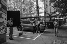 Tristan Dragan, Jan Fabris on the set of Klarin ples (2023).