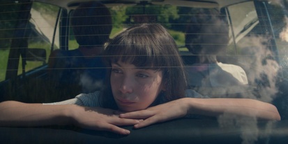 Lana Marić v filmu Ida, ki je pela tako grdo, da so še mrtvi vstali od mrtvih in zapeli z njo (2025).