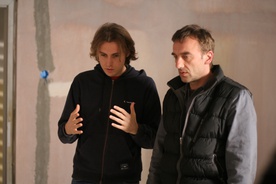 Robert Prebil, Martin Turk on the set of Rezina življenja (2006).