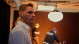 Tine Ugrin v filmu Legenda o bejbi (2024).