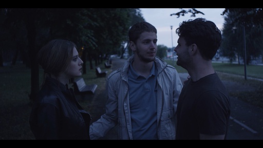 Lazar Djukić, Aleksandar Kecman, Milena Radulović v filmu Igračka plačka (2015).