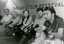 Danijel Hočevar, Damjan Kozole, Roberto Magnifico, Luka Novak, Mirsad Purivatra v filmu Stereotip (1997).