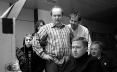 Uroš Fürst, Damjan Kozole, Mojca Menart, Peter Musevski na snemanju filma Delo osvobaja (2004).