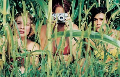 Iva Krajnc Bagola, Tanja Potočnik, Pia Zemljič v filmu Varuh meje (2002).