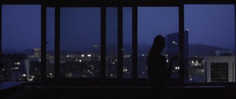 Anuša Kodelja v filmu Soseska 23 (2025).