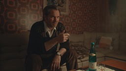 Jurij Zrnec v filmu Belo se pere na devetdeset (2025).