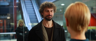 Jan Cvitkovič v filmu Lahko noč, gospodična (2011).