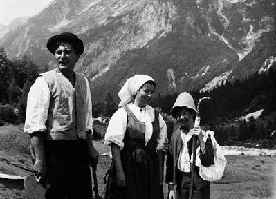 Velimir Gjurin, Marija Goršič, Bert Sotlar in Srečno Kekec (1963).