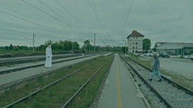 Urh Jaklič, Tyana Rendič v filmu Ni vlak prepozen (2023).