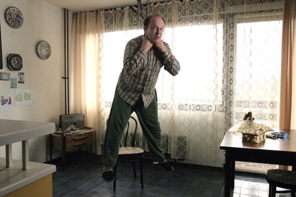 Peter Musevski v filmu Delo osvobaja (2004).
