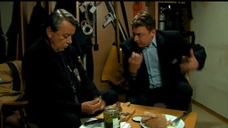 Luka Cimprič, Andrej Nahtigal v filmu Recepcija (2015), Recepcija: Pilot (2015).