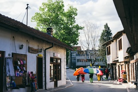 fotografija s snemanja Nepoškodovane (2018)