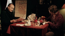 Tomaž Gubenšek, Lovro Zafred v filmu Okusne duše (2018).