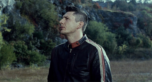 Niko Novak v filmu To je zemlja, brat moj (2009).