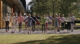 Kader iz filma Kaj mi pomeni balet? (2021)