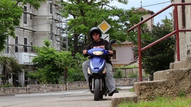 Axel Grgorić in Čakajoč Axla (2014).