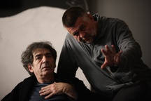 Rajko Grlić, Predrag Manojlović on the set of Neka ostane medju nama (2010).