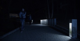 Matic Valentan, Ana Špes v filmu Light (2024).