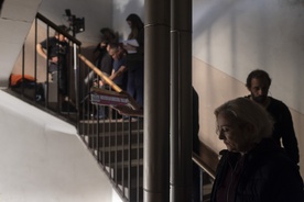 Nataša Barbara Gračner on the set of En mesec (s.d.).