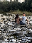 Teja Miholič, Lara Maria Vouk on the set of Nostro cine quotidiano / Naš vsakdanji kino (2025).