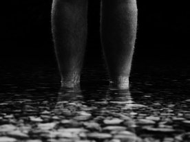 Kader iz filma Korak (2025)