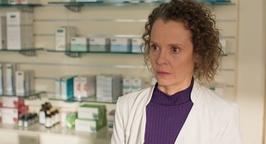 Mojca Fatur in Hotel Alkohol (2026).