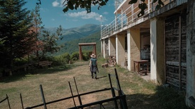 photo from set Gora se ne bo premaknila (2025)