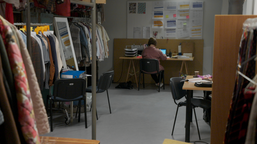 Sara Dirnbek v filmu Garderoba: Pilot (2019), Garderoba (2018).