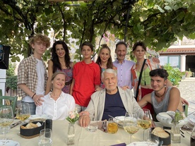 Aleksander Cavazza, Boris Cavazza, Artur Cocetta Komar, Giada Fantoma, Adriano Giraldi, Lara Komar, Nataša Konc Lorenzutti, Lučka Počkaj, Gaj Črnič on the set of Viseči most (s.d.).