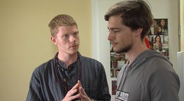 Borut Doljšak, Matej Zemljič v filmu Nimaš pojma (2016).