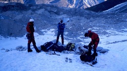 Still frame Ama Dablam, izsanjane sanje (2017)