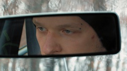 Trailer for Družina (2017).