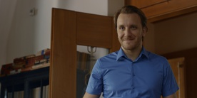 Matej Puc v filmu Pravica ljubiti (2013).